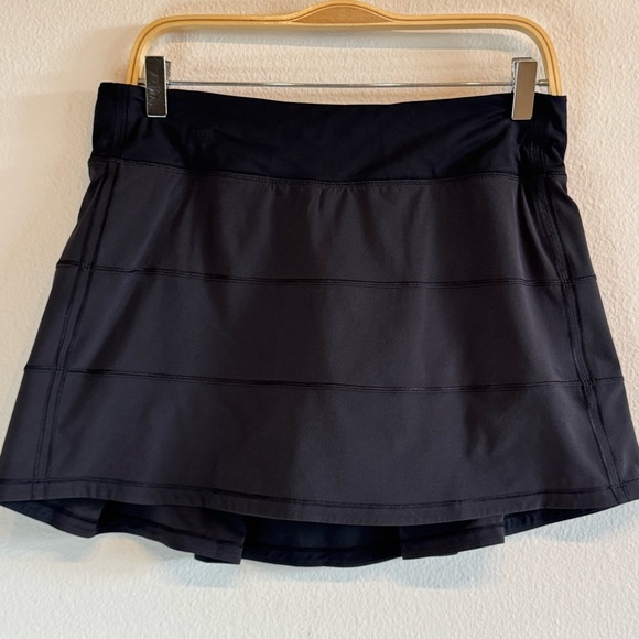 NWOT Lululemon Pace Rival Skort Black Size 8 SQUARE SIZE DOT - Picture 2 of 10